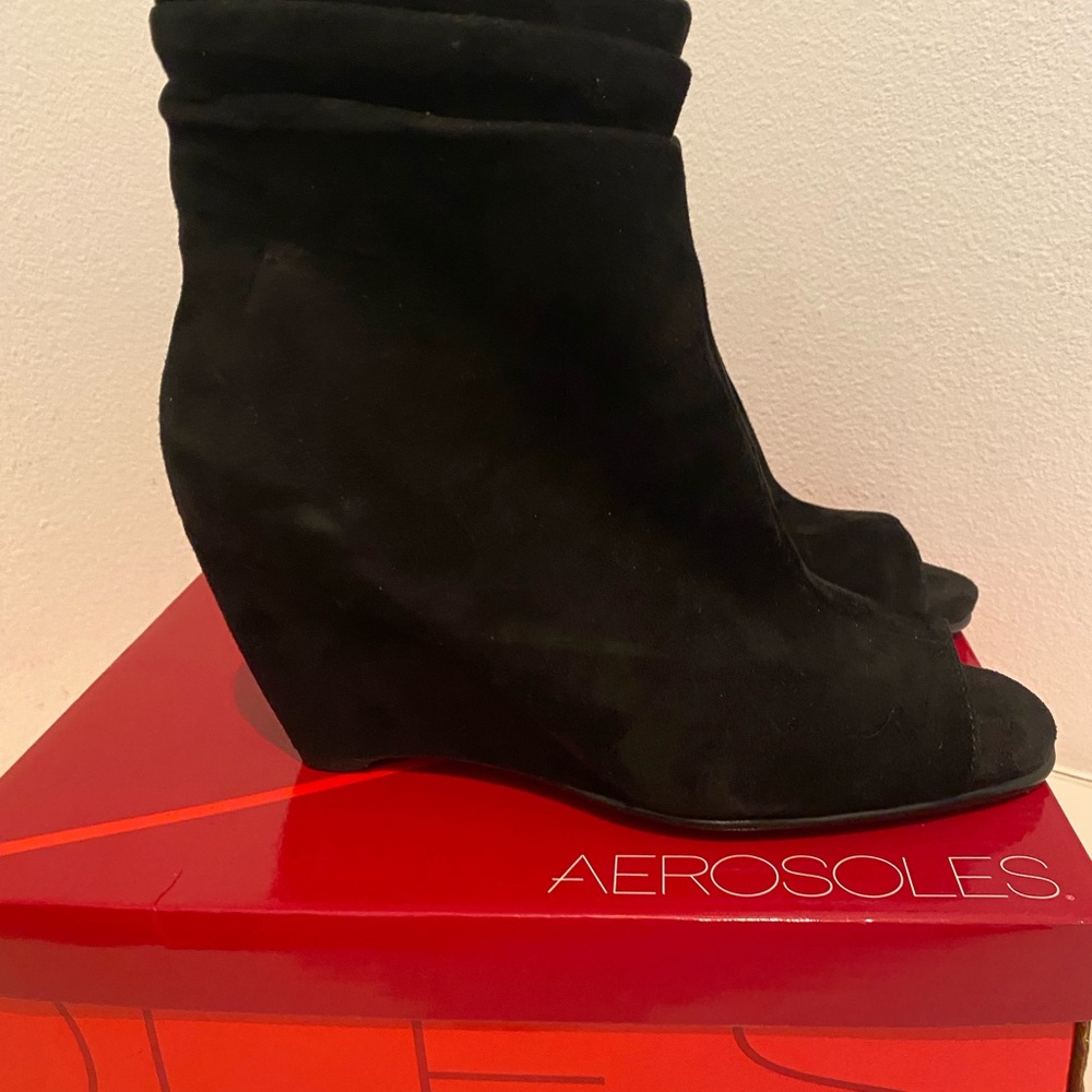 Aerosoles Resource Black Suede Peep Toe Wedge Booties